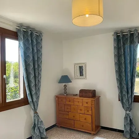 Premier Etage D'une Avec Jardin Дом отдыха *